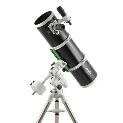 Télescope Sky-Watcher 200mm f/5 Dual Speed sur monture NEQ5