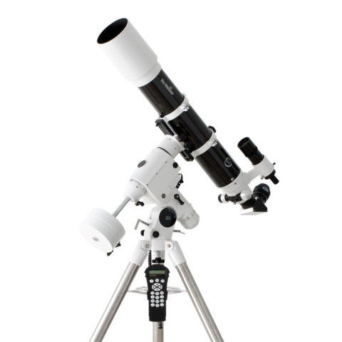 Lunette Sky-Watcher Black Diamond 120ED f/7.5 sur monture HEQ5 GoTo