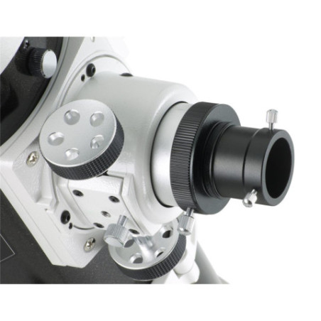 Télescope Sky-Watcher 200/1000 sur monture NEQ5 motorisée double axe