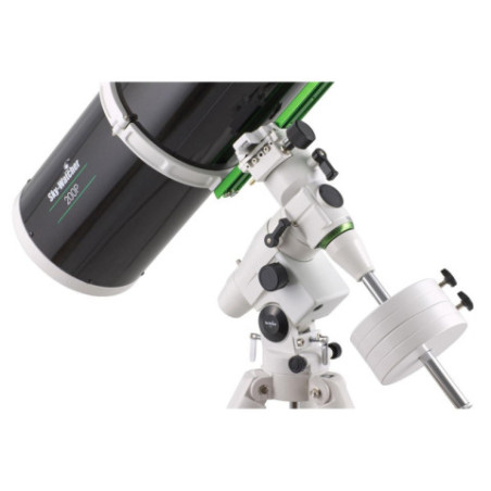 Télescope Sky-Watcher 200mm f/5 sur monture NEQ5 Pro GoTo