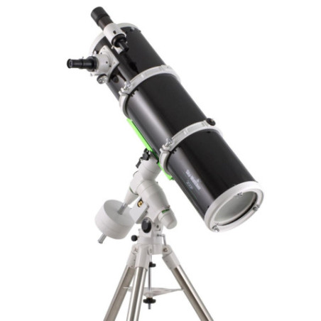 Télescope Sky-Watcher 200mm f/5 sur monture NEQ5 Pro GoTo