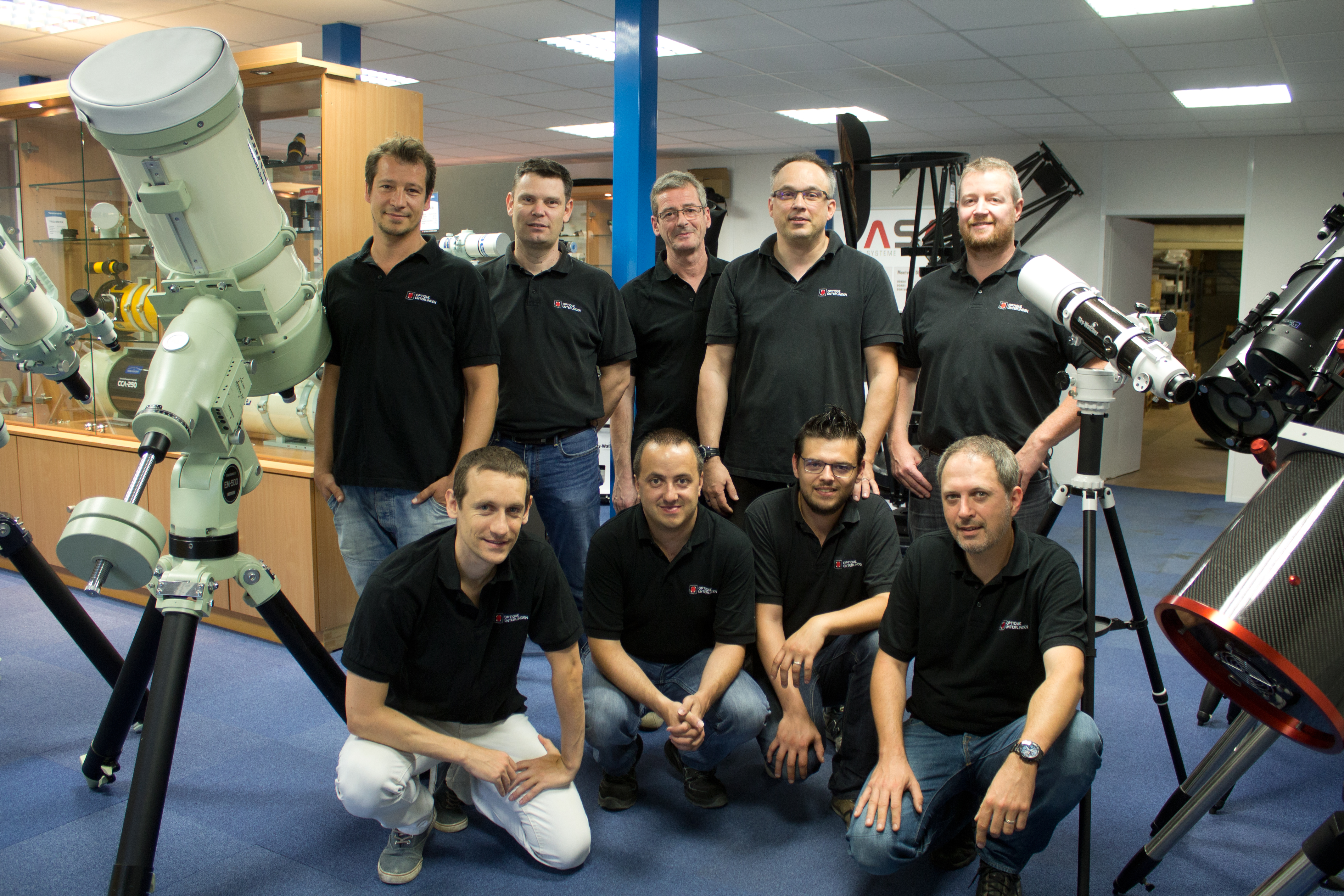 Toute notre équipe dans notre showroom à Colmar