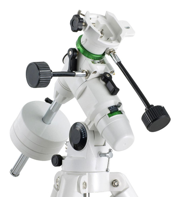 Monture Sky-Watcher EQ3-2 monture_skywatcher_eq32_03.jpg